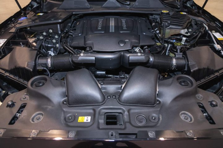 jaguar garage
